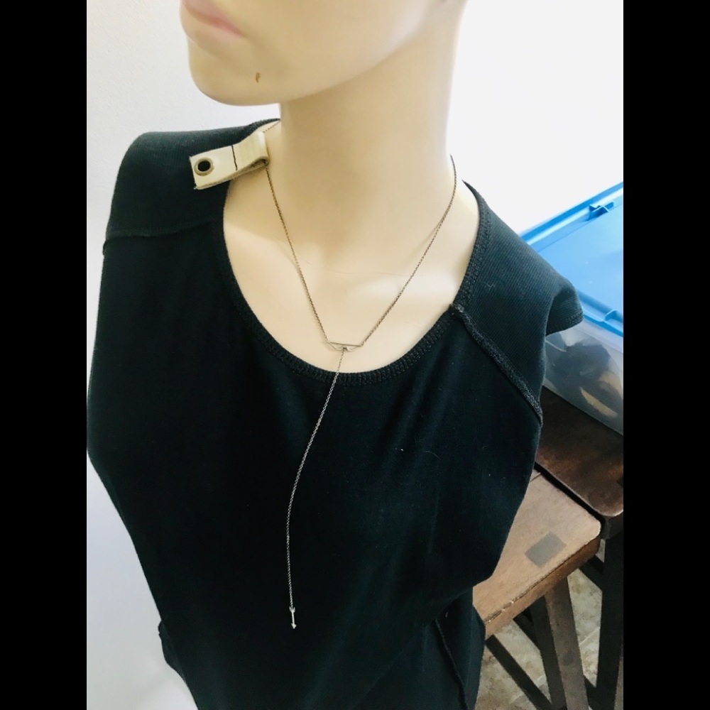 NWT Anthropologie Bow & Arrow lariat necklace